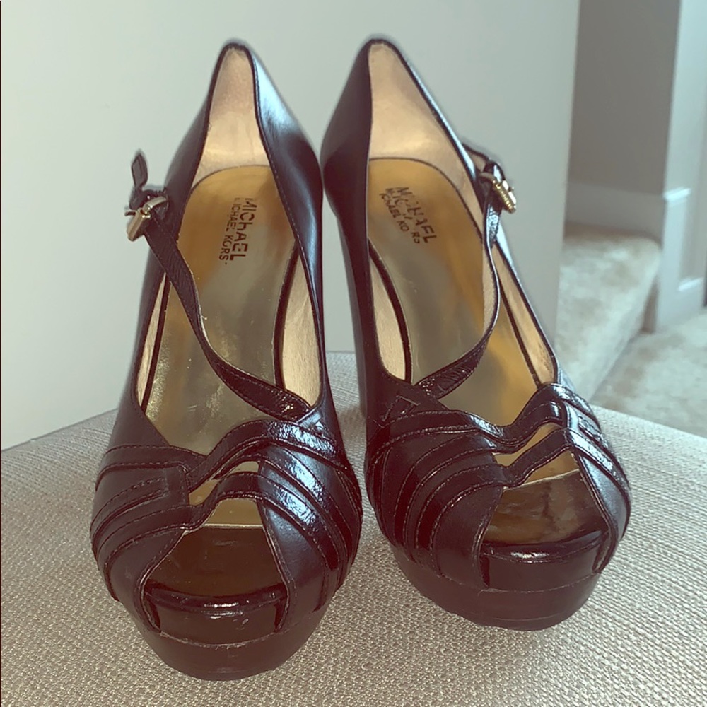 Like New Authentic Michael Kors Heels